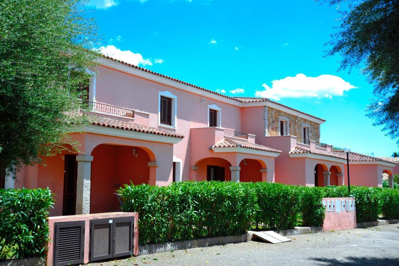 Residence Stella Marina San Teodoro  Exterior photo