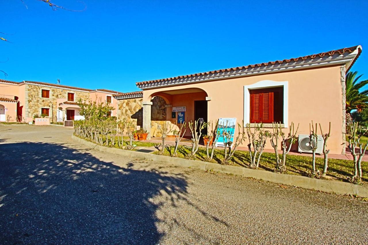 Residence Stella Marina San Teodoro  Exterior photo