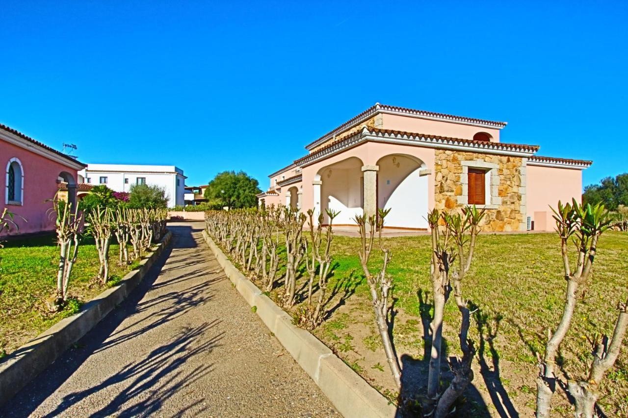 Residence Stella Marina San Teodoro  Exterior photo